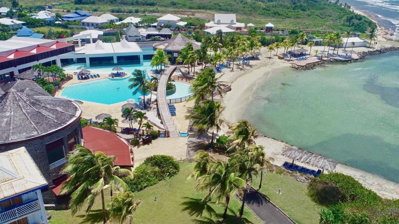 Romantique Et Bel Appartement En Bord De La Mer, Piscine Surveillee Et Belle Plage A 50M Saint-Francois  Εξωτερικό φωτογραφία